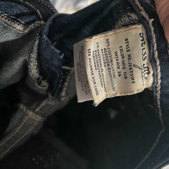 Miss me cropped capri pants. Gently used. - Picture 4 of 4